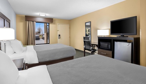 Standard Room, 2 Queen Beds, Smoking