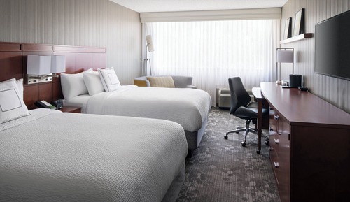 Room, 2 Double Beds (Hearing Accessible)