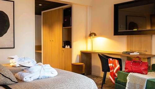 Privilege Room - a double bed and a trundle bed  for 2 people