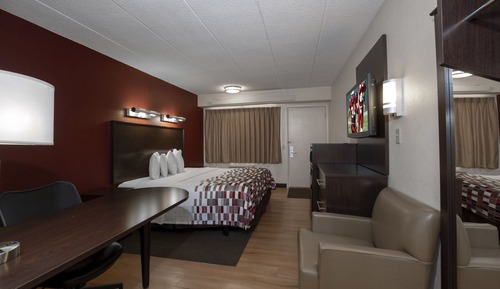 Superior Room, 1 King Bed (Smoke Free)