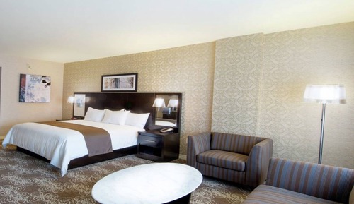 Room, 1 King Bed, Corner