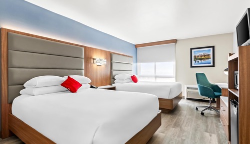 Deluxe Room, 2 Queen Beds (Pet Friendly)