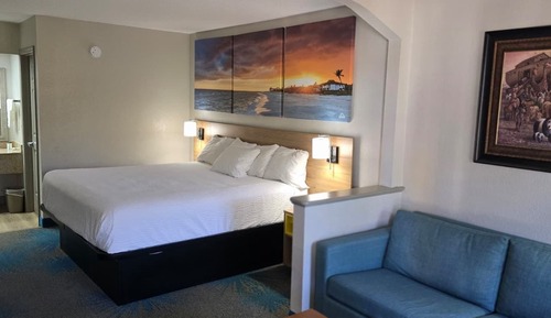 Studio Suite, 1 King Bed, Non Smoking