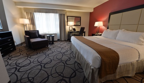 Standard Room, 1 King Bed