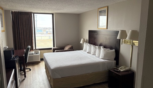 Standard Room, 1 King Bed, Non Smoking