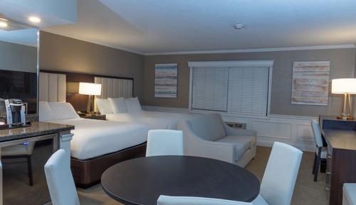 Junior Suite, Multiple Beds (Veranda)