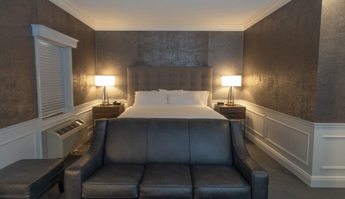 Suite, 1 King Bed (Resort)
