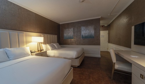 Double Room, 2 Double Beds (Pet)