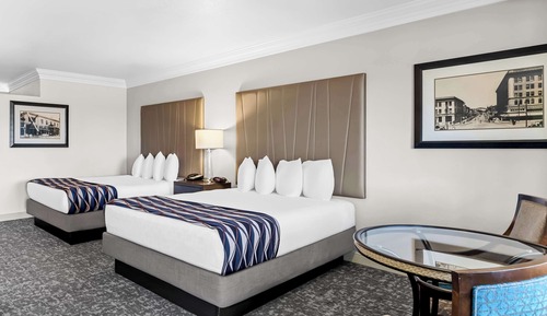 Standard Room, 2 Queen Beds, Accessible, Non Smoking