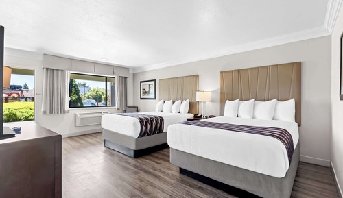 Standard Room, 2 Queen Beds, Accessible, Bathtub