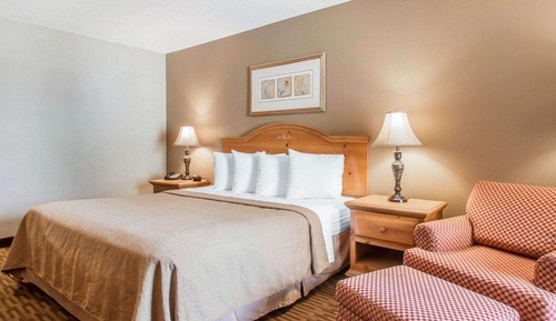 Standard Room, 1 King Bed, Non Smoking