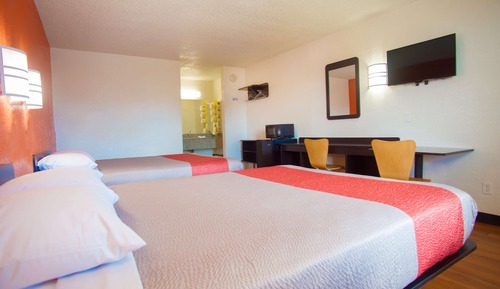 Standard Room, 2 Queen Beds, Smoking
