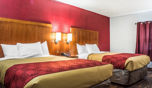 Standard Room, 2 Queen Beds, Smoking