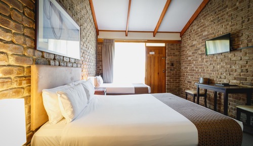 Standard Room, Multiple Beds, Non Smoking