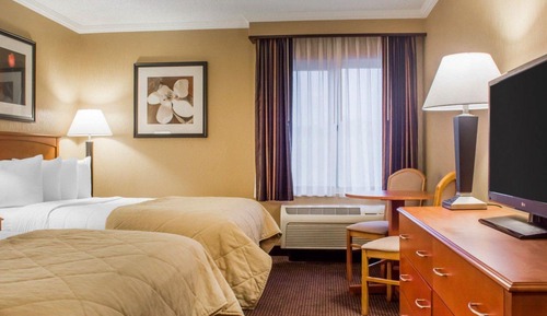 Standard Room, 2 Queen Beds, Non Smoking