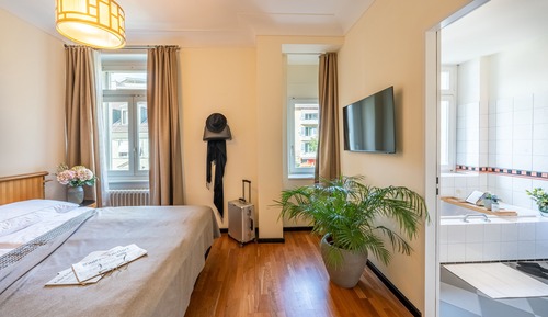Double Room