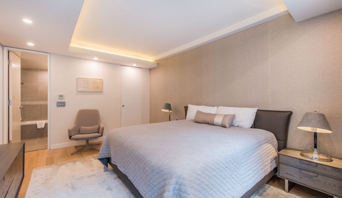 Suite, 1 King Bed