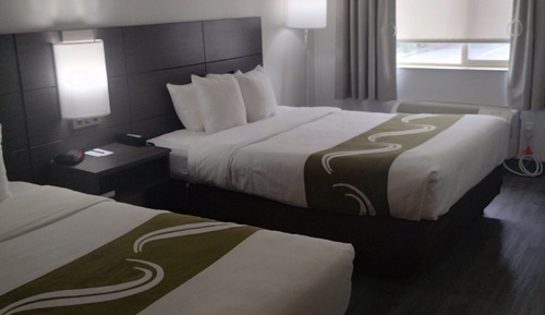 Basic Single Room, 2 Queen Beds, Non Smoking