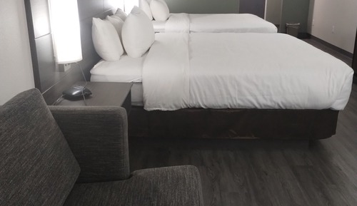 Family Suite, Multiple Beds, Non Smoking (Efficiency)