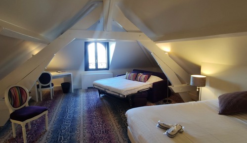 Junior Quadruple Room, 1 Queen Bed with Sofa bed, Non Smoking, River View