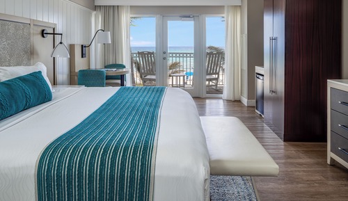Room, 1 King Bed, Mobility Accessible, Oceanfront