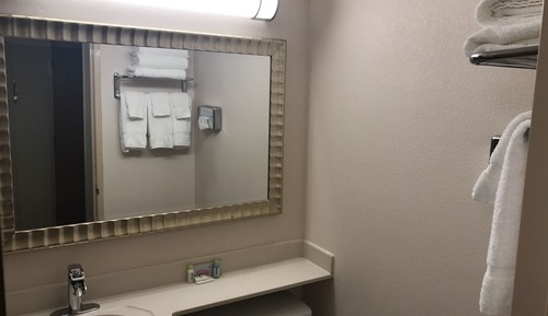 Suite, 1 King Bed, Non Smoking