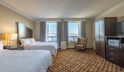 Single Room, 2 Queen Beds, Lake View
