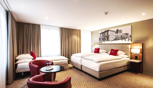Triple Room