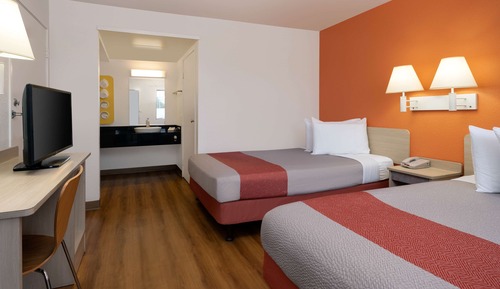 Standard Room, 2 Double Beds, Non Smoking