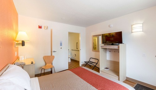 Deluxe Room, 1 Double Bed, Accessible, Non Smoking