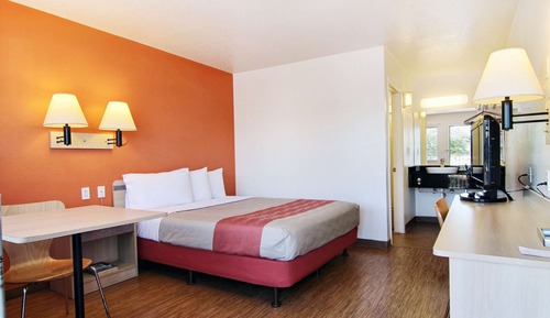 Standard Room, 1 Double Bed, Accessible, Non Smoking