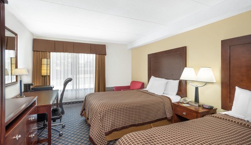 Room, 2 Queen Beds, Non Smoking