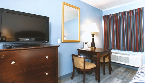 Deluxe Room, 1 King Bed, Non Smoking