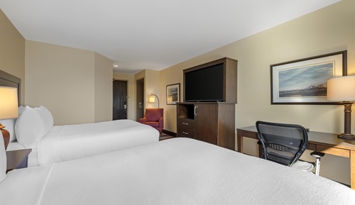 Standard Room, 2 Queen Beds, Refrigerator & Microwave, Ground Floor