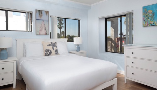 Deluxe Studio, Multiple Beds, Ocean View