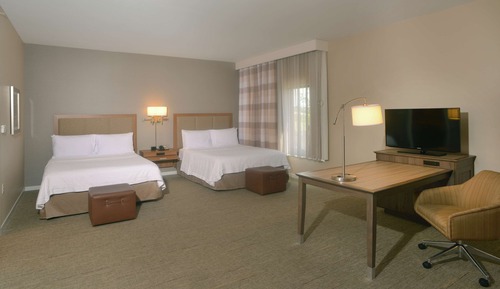 Studio, 2 Queen Beds, Refrigerator & Microwave (Wet Bar)