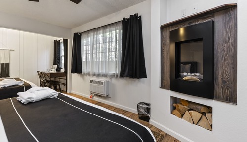 Classic Double Room, 2 Queen Beds