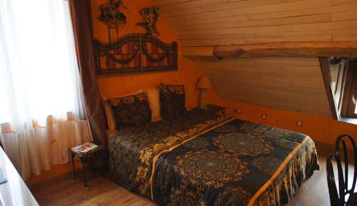 Superior Double Room, Ensuite, Park View (Bief)