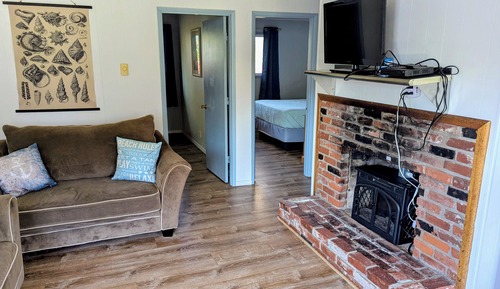 Basic Cottage, 2 Bedrooms, Non Smoking, Fireplace (Non-View Cottage (Pet-Friendly))