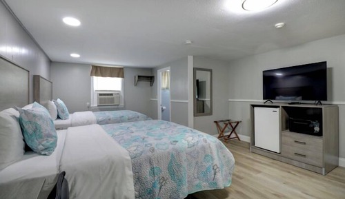 Deluxe Room, 2 Queen Beds