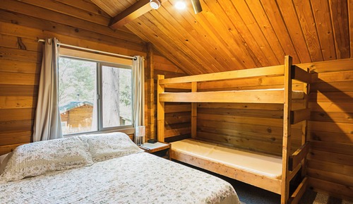 Standard Cabin (Pets OK, Linens Included)