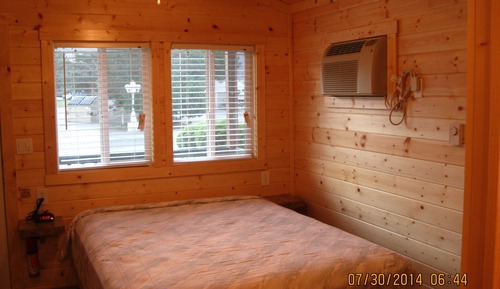 Cabin, Non Smoking, Kitchenette (No Pets, Linens Available)