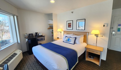 Classic Room, 1 Queen Bed with Sofa bed, Balcony (no water view)