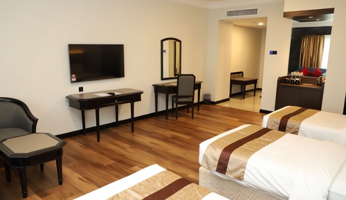 Family Deluxe Triple