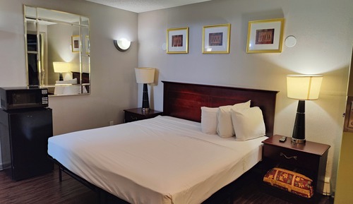 Standard Room, Smoking, Jetted Tub