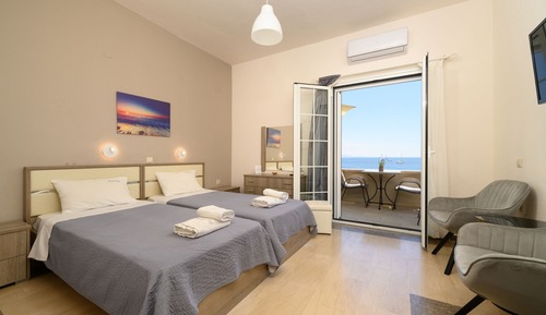 Exclusive Triple Room, 2 Bedrooms