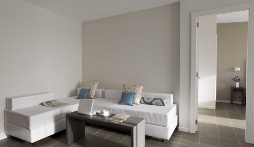 Suite 3 Adults + 1 Child