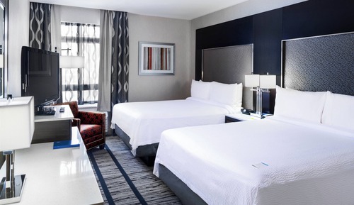 Studio, 2 Queen Beds, Hearing Accessible (Accessible Bathtub)