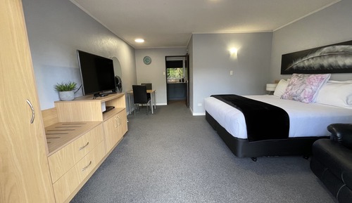 Executive Room, Non Smoking, Kitchenette (Access Studio Unit)