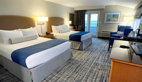 Standard Room, 2 Queen Beds, Balcony